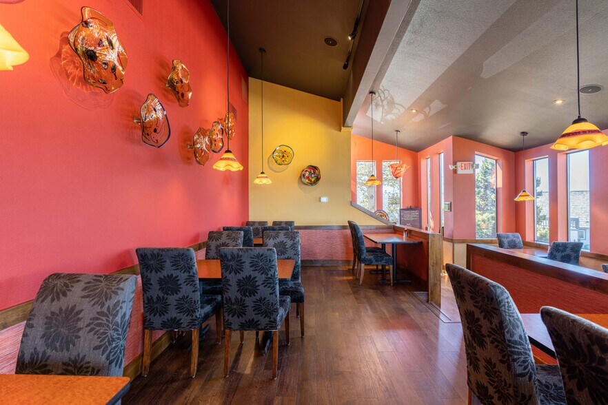 More Photos Of 1695 Beach Loop Drive, Bandon Restaurant For Sale