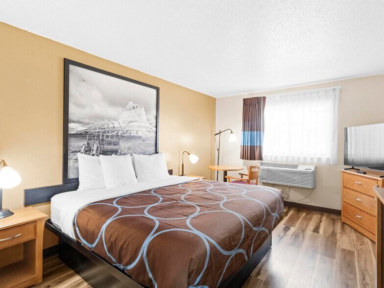 More Photos Of 500 E A St, Ogallala Hotel For Sale