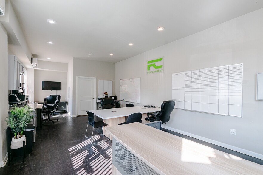 More Photos Of 1632 N 29th St, Philadelphia Office Residential For Lease