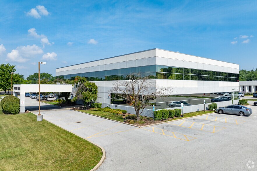 Primary Photo Of 1700 East-West Rd, Calumet City Medical For Lease