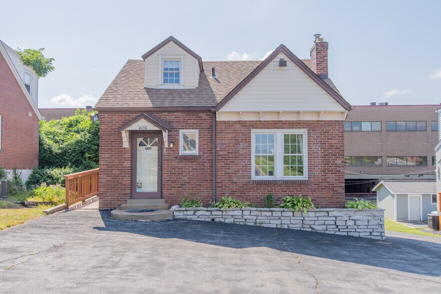 Primary Photo Of 4150 Crescent Dr, Saint Louis Office For Sale