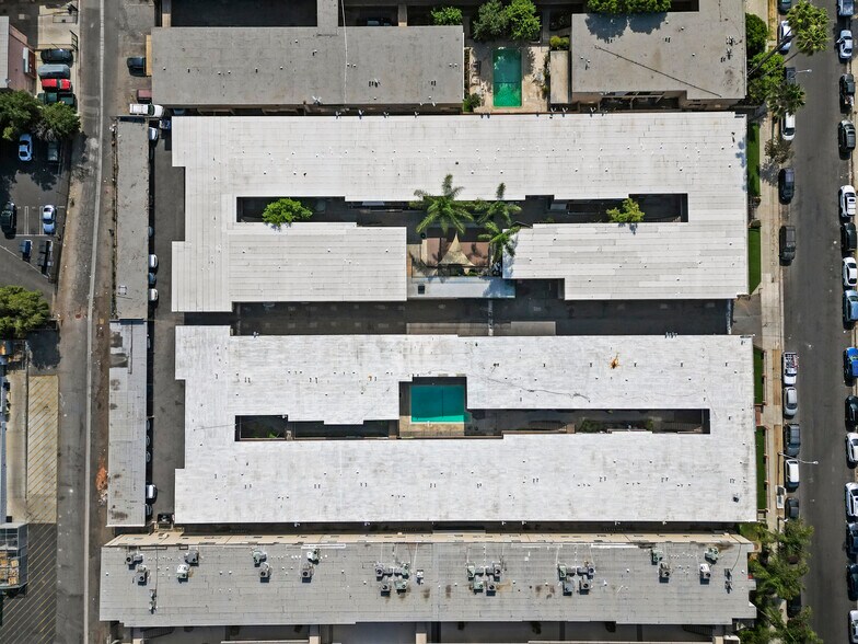 More Photos Of , Canoga Park Multifamily For Sale