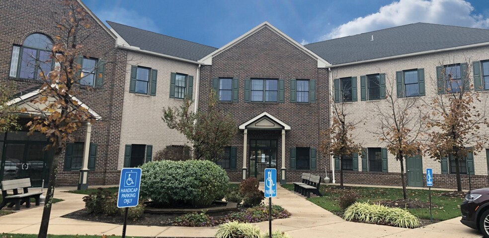 More Photos Of 4836 Brecksville Rd, Richfield Office For Lease