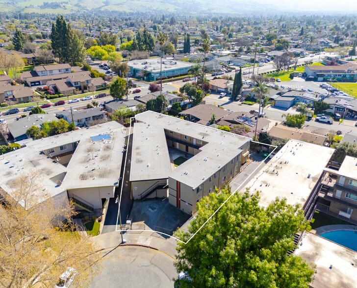 Primary Photo Of 2748 Kollmar Dr, San Jose Apartments For Sale