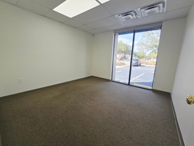 More Photos Of 7201-7205 Aloma Ave, Winter Park Office For Lease