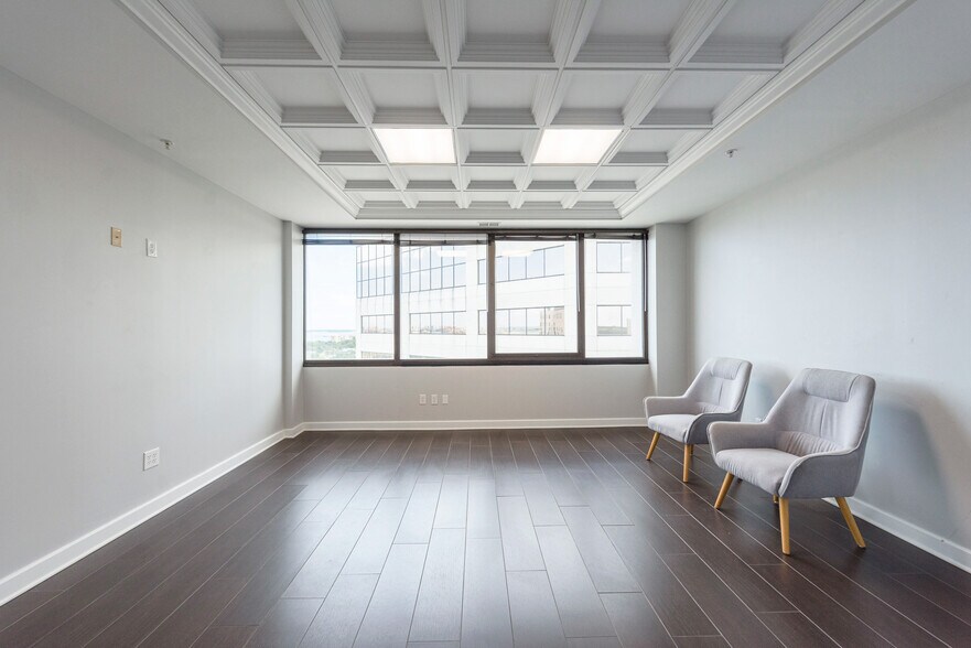 More Photos Of 600 Cleveland St, Clearwater Office For Lease