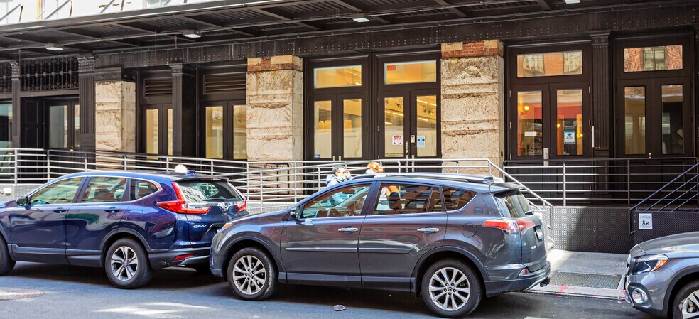 More Photos Of 31-33 N Moore St, New York Apartments For Lease