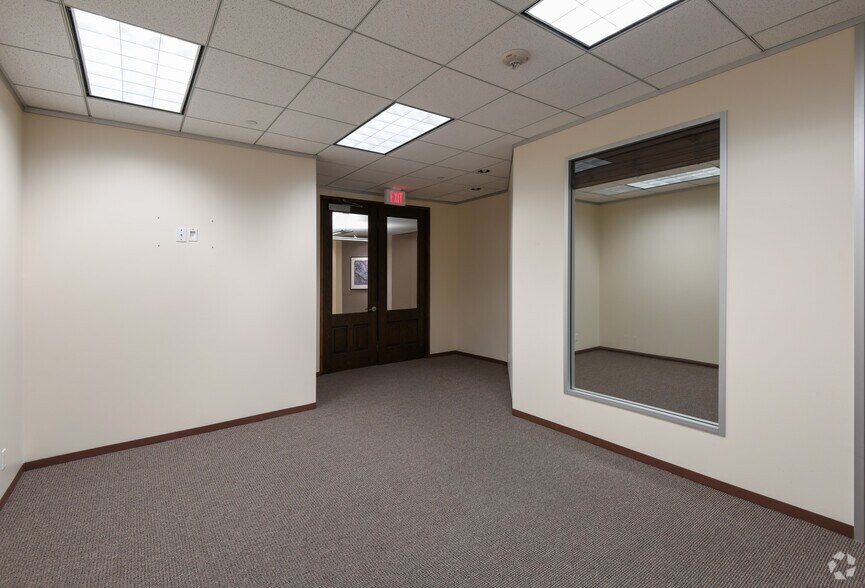 More Photos Of 1300 Post Oak Blvd, Houston Office For Lease