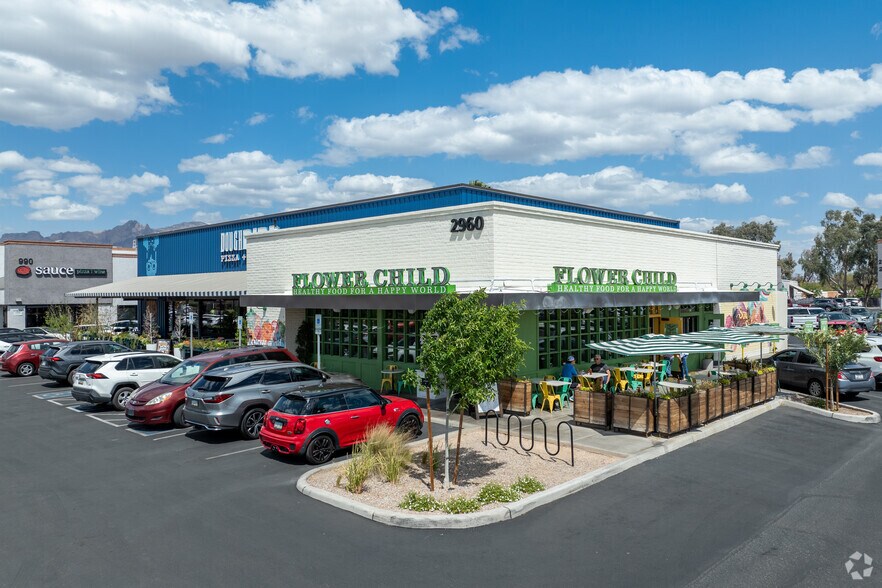 More Photos Of 2960 N Campbell Ave, Tucson Restaurant For Sale