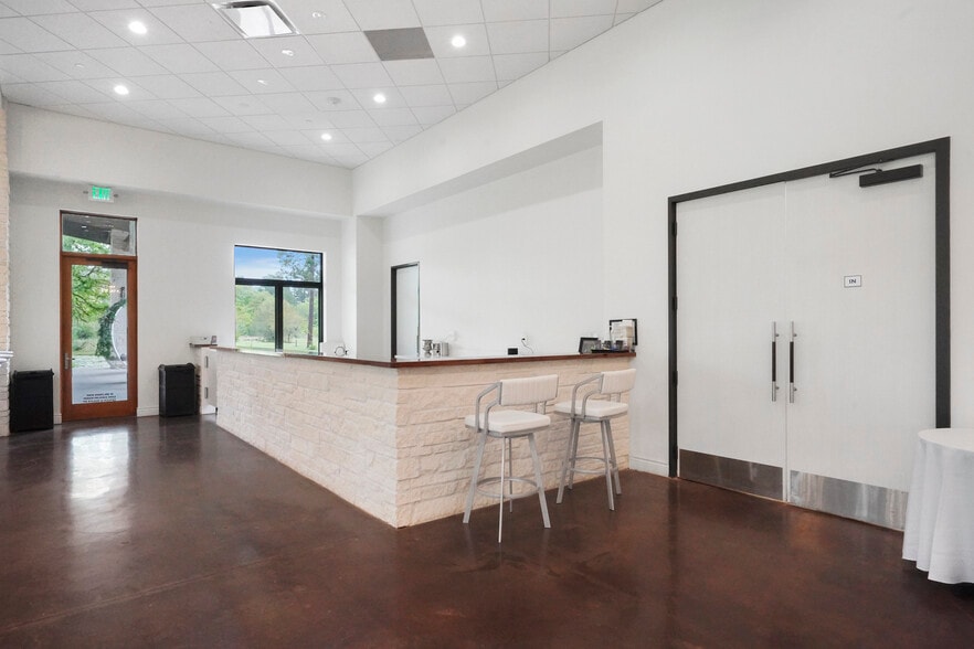 More Photos Of 25566 Bradbury Dr, Hockley Winery Vineyard For Sale