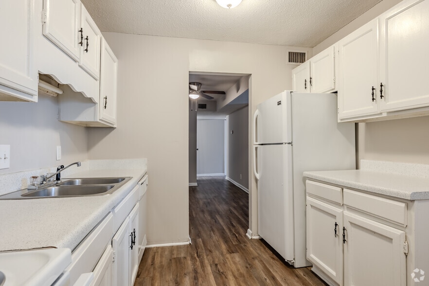 More Photos Of 3901 Northside Dr, Macon-Bibb Multifamily For Sale