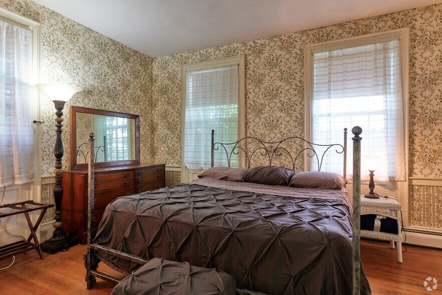 More Photos Of 4966 NY-414, Burdett Specialty For Sale