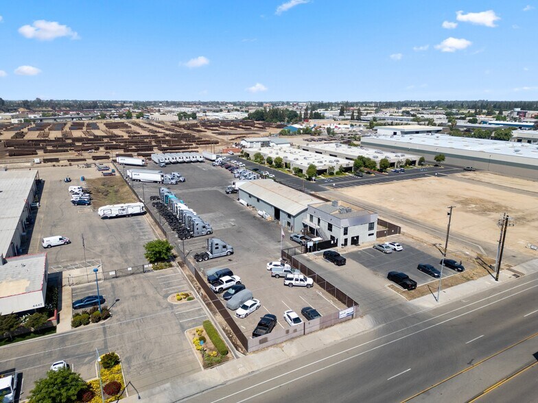 More Photos Of 4451 N Brawley Ave, Fresno Warehouse For Sale