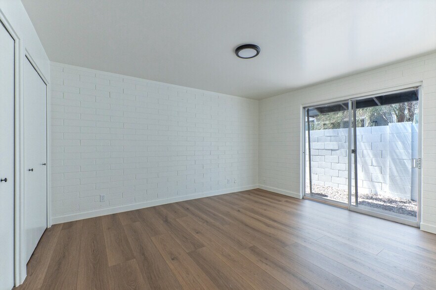 More Photos Of 3020 E Yale St, Phoenix Multifamily For Sale