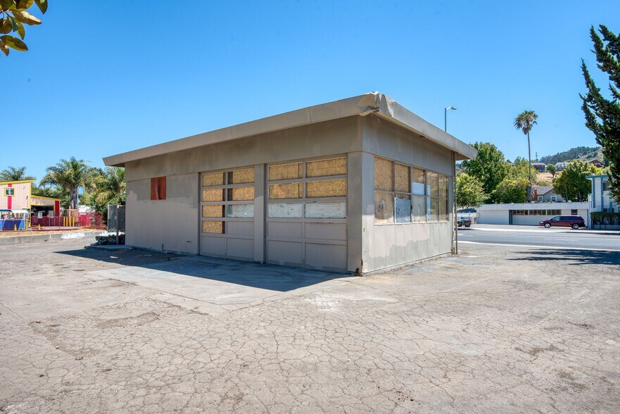 More Photos Of 4011 San Pablo Dam Rd, El Sobrante Auto Repair For Sale