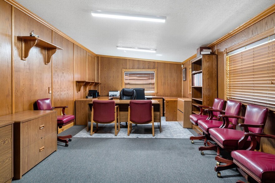 More Photos Of 62 Highway 40 W, Inglis Medical For Sale