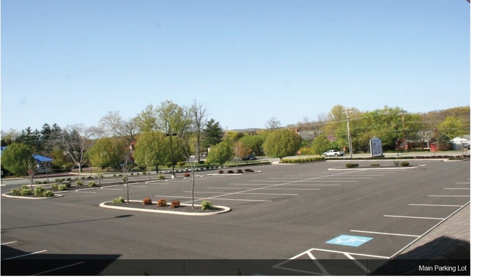 More Photos Of 1610 W Main St, Collegeville Unknown For Lease