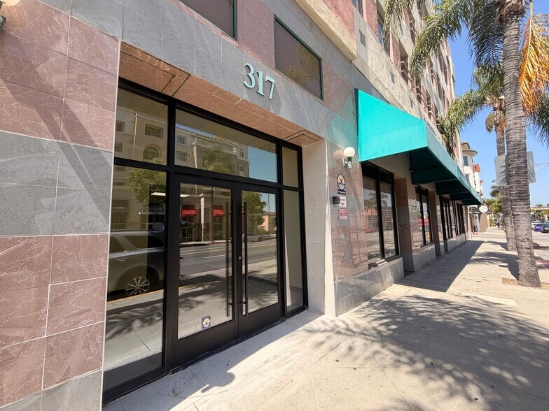 More Photos Of 301-317 W Main St, Alhambra Serviced Offices For Lease