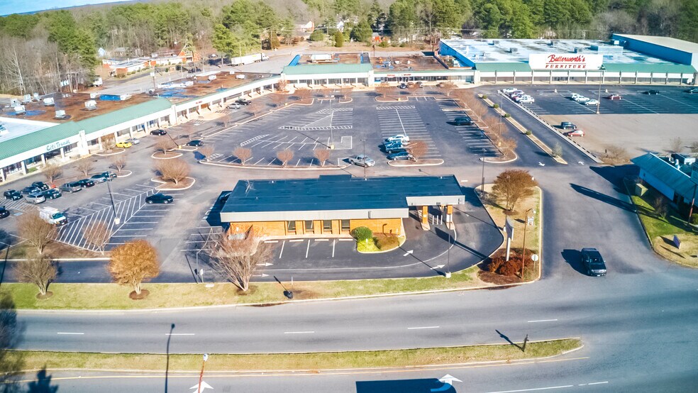 More Photos Of 1963 S Crater Rd, Petersburg Bank For Sale