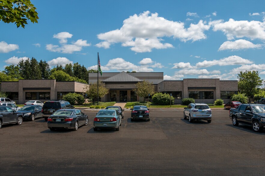 More Photos Of 4440 Hagadorn Rd, Okemos Light Manufacturing For Lease