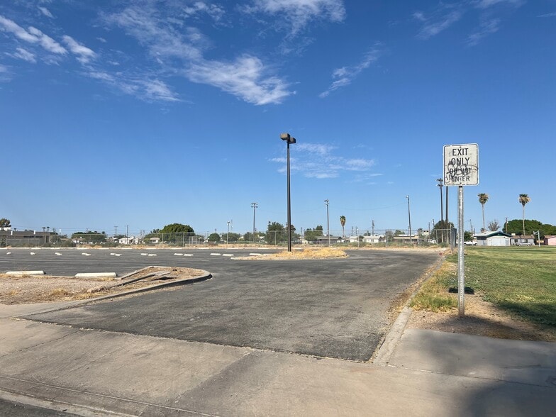 More Photos Of 401 S 3rd St, Blythe Religious Facility For Sale