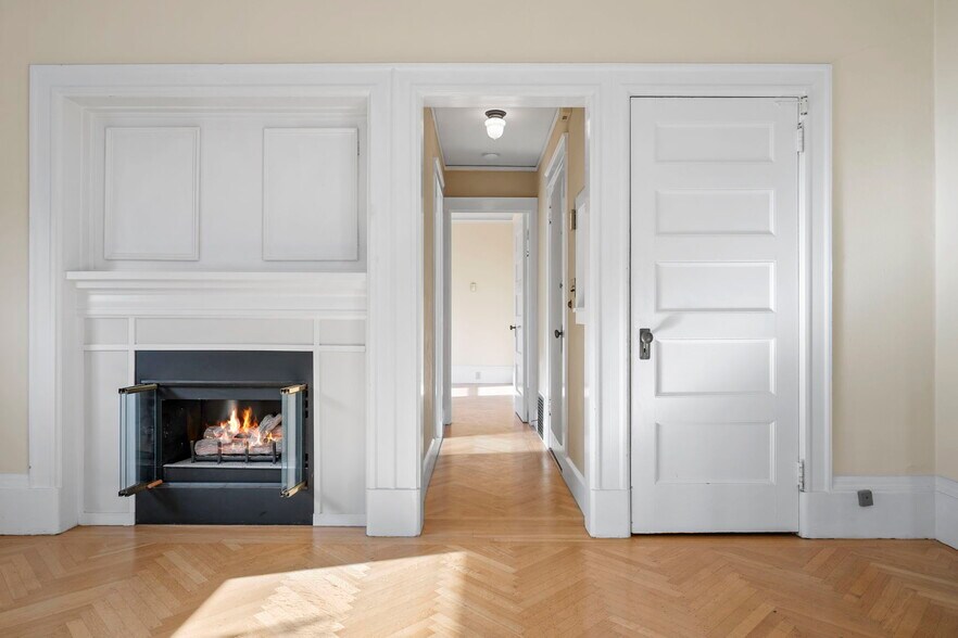 More Photos Of 2 Hugo St, San Francisco Multifamily For Sale