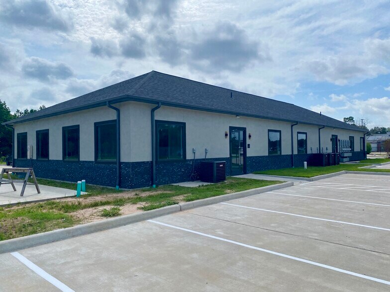 More Photos Of 4224 Cypress Creek Pky, Houston Office For Sale