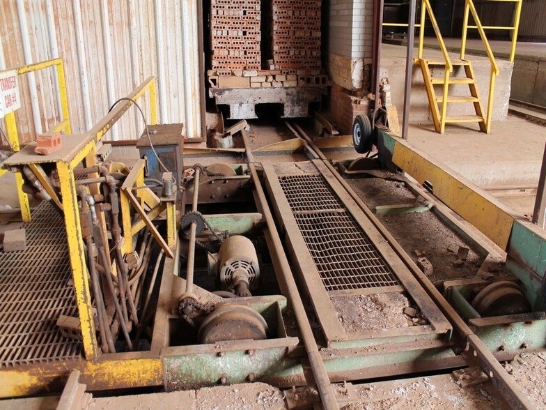 More Photos Of 3097 Brick Plant Rd, Snyder Manufacturing For Sale