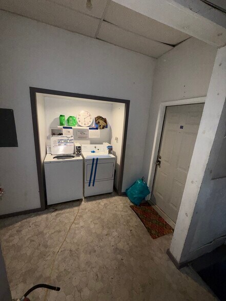 More Photos Of 361-369 Broad St, Waverly Apartments For Sale