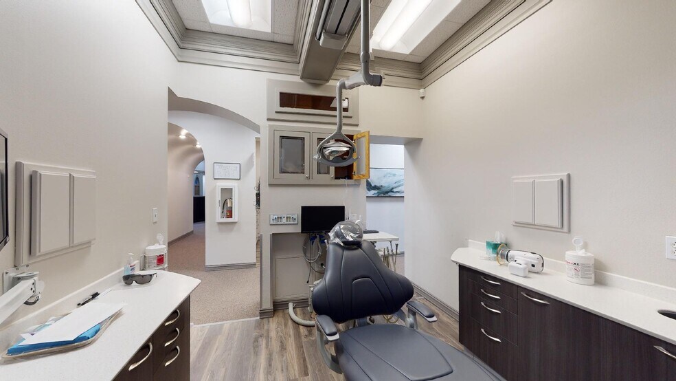 More Photos Of 1450 W Parmer Ln, Austin Medical For Lease