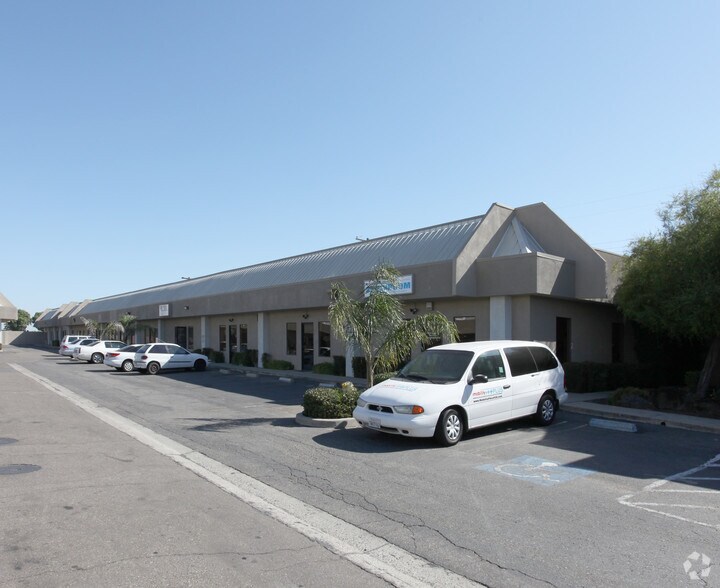 More Photos Of 3520 Oakdale Rd, Modesto Office Residential For Lease
