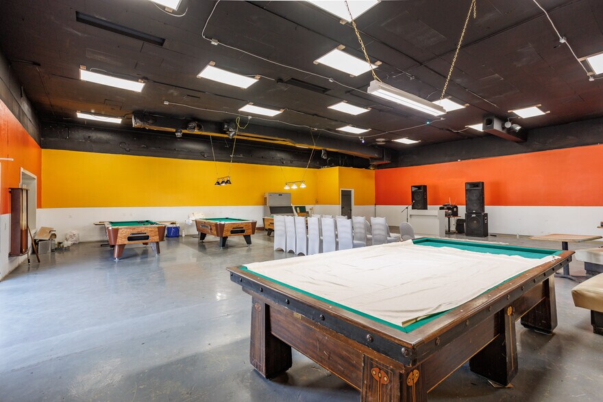 More Photos Of 528 W Clark St, Pasco Restaurant For Sale