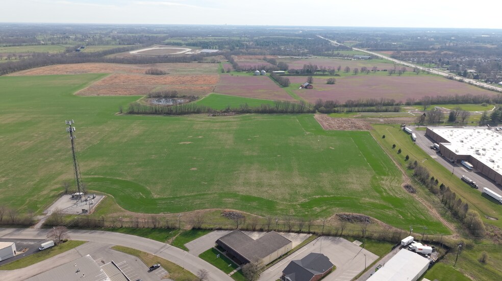 More Photos Of 300 Crossfield Dr, Versailles Land For Sale