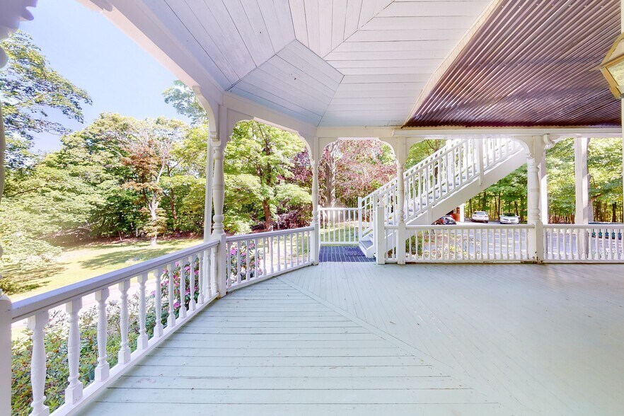 More Photos Of 40 High St, Acton Apartments For Sale