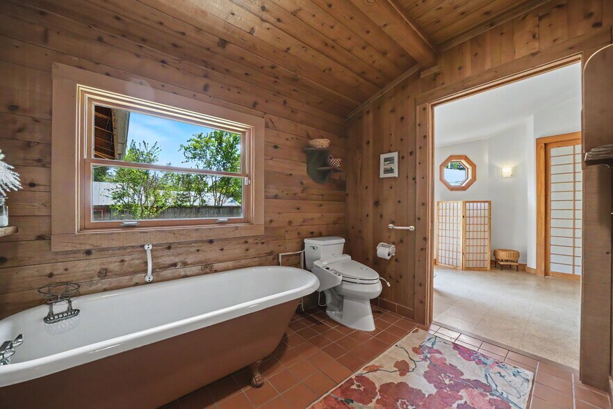 More Photos Of 21376 Consolation St, Volcano Specialty For Sale