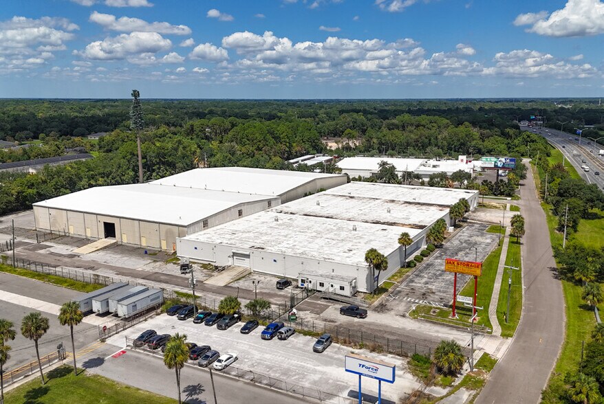 More Photos Of 4700 Walgreen Rd, Jacksonville Warehouse For Lease