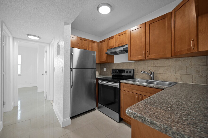 More Photos Of 6954-6956 SW 5th St, Margate Apartments For Sale