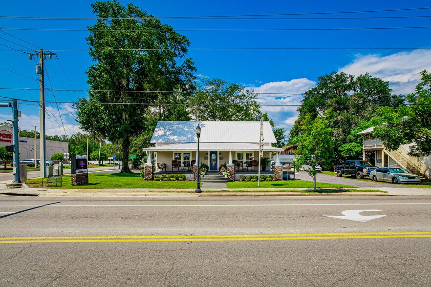 More Photos Of 69 W Macclenny Ave, Macclenny Office For Sale