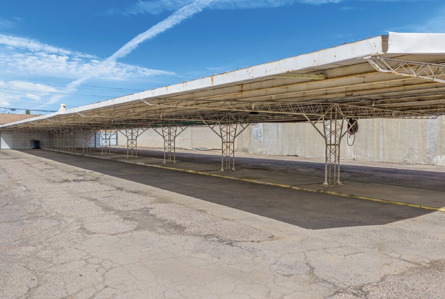 More Photos Of 2605 E Adams St, Phoenix Showroom For Sale
