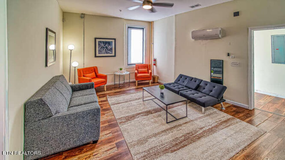 More Photos Of 145 S Gay St, Knoxville Restaurant For Sale