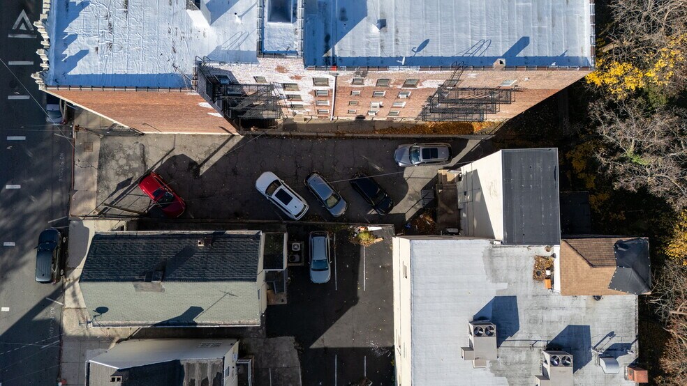 More Photos Of 2535 John F Kennedy Blvd, Jersey City Medical For Lease