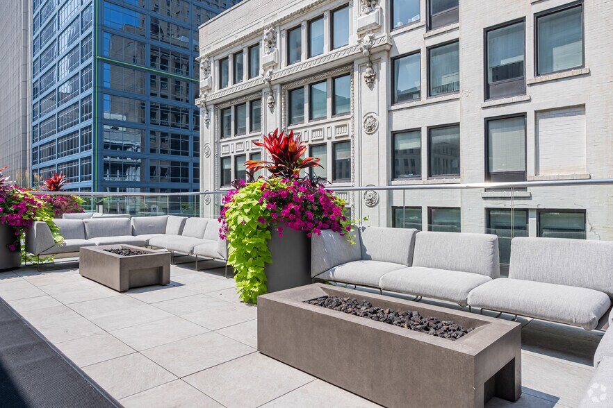 More Photos Of 29 S La Salle St, Chicago Apartments For Sale