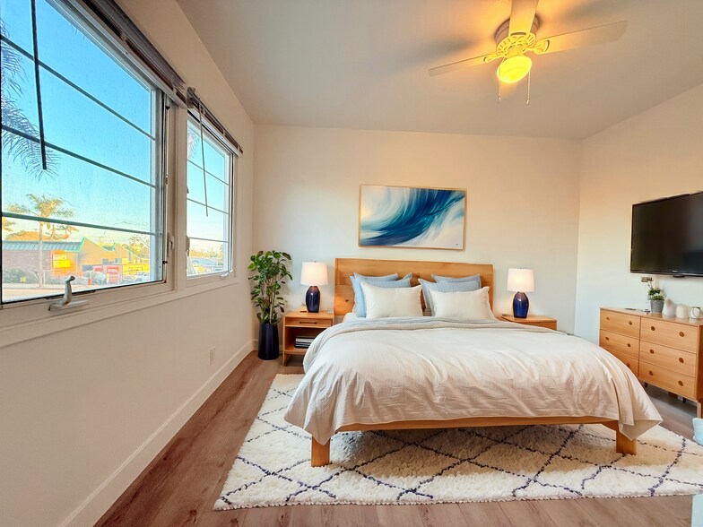 More Photos Of 15 N Dos Caminos Ave, Ventura Apartments For Sale