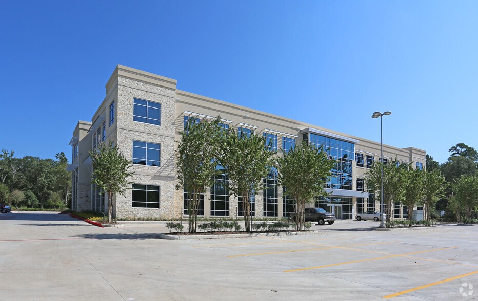 More Photos Of 129 Vision Park Blvd, Shenandoah Medical For Lease