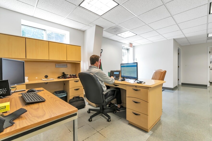 More Photos Of 19 Pomerleau St, Biddeford Industrial For Lease