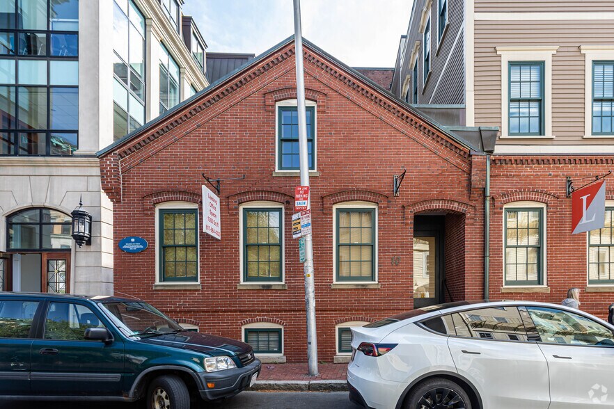 More Photos Of 10-14 Arrow St, Cambridge Office For Lease