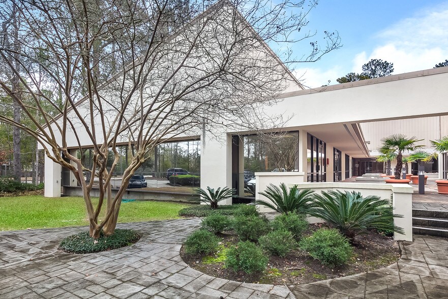 Primary Photo Of 200 Greenleaves Blvd, Mandeville Office For Lease