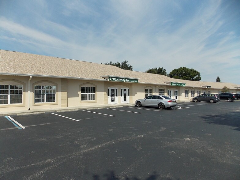 More Photos Of 6550 N Wickham Rd, Melbourne Office For Sale