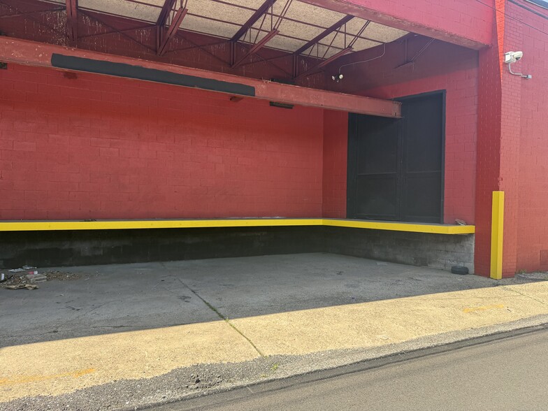 More Photos Of 4920 Harrison St, Pittsburgh Warehouse For Lease