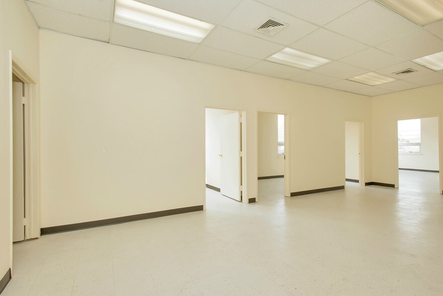 More Photos Of 145 N 5th Ave, Mount Vernon Office For Sale